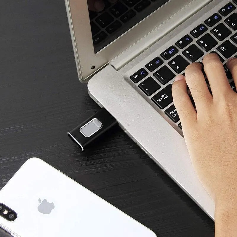 Apple USB Stick fuer einfache Bild uebertragung von iPhone auf Laptop und Speicherplatzerweiterung